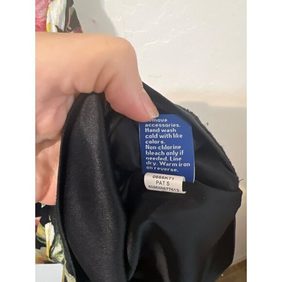 Apt. 9 XL Black Sleeveless Dress Bright Floral Pattern Fit and Flare Lined Belte - Picture 7 of 10